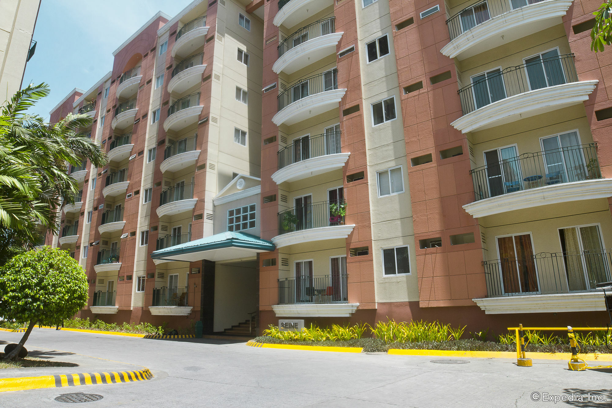 Airport Apartments Manila Paranaque City Extérieur photo